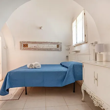 Trulli Degli Ulivi With Pool - Happy